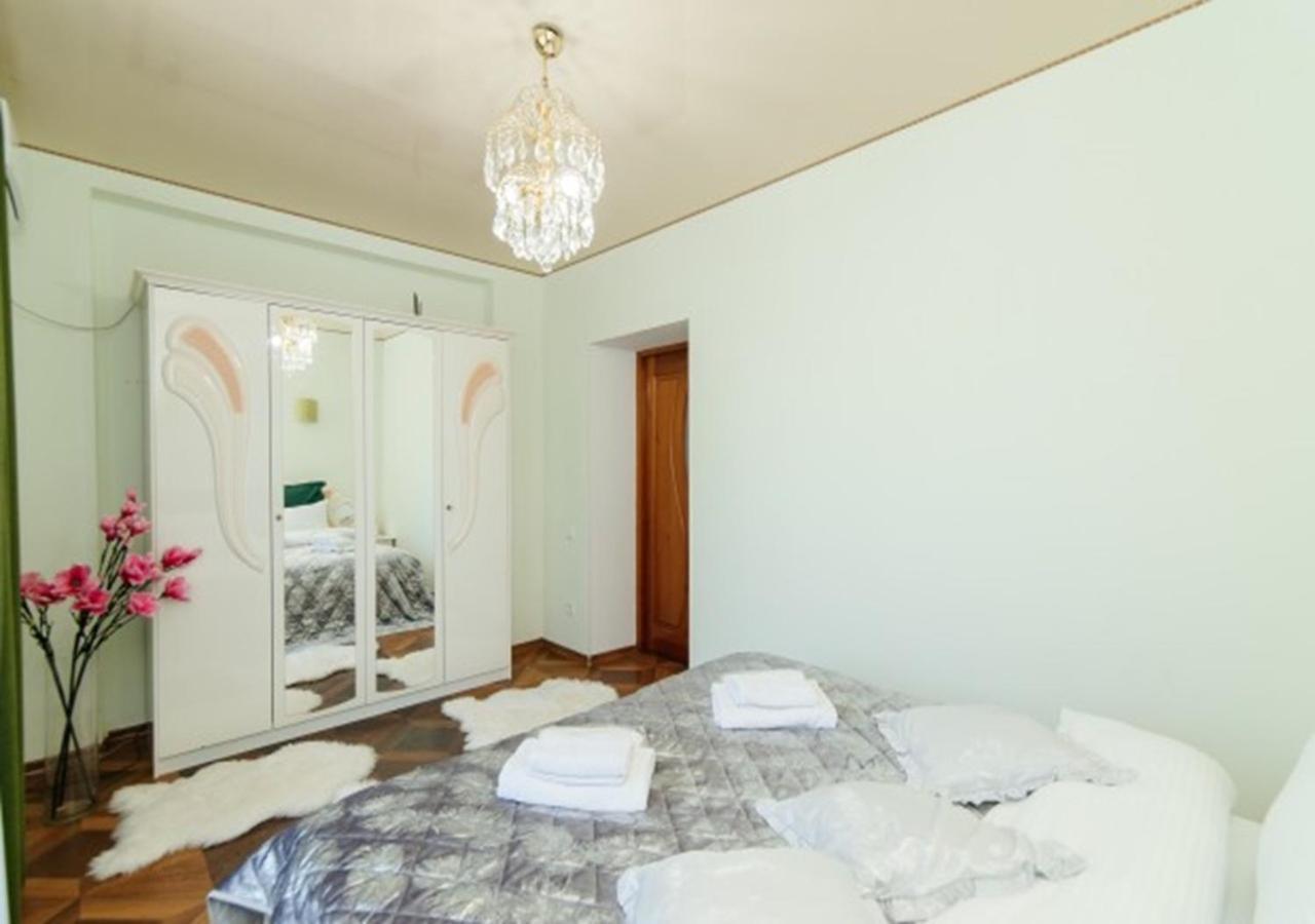 Apart Hotel Era Chisinau Eksteriør bilde